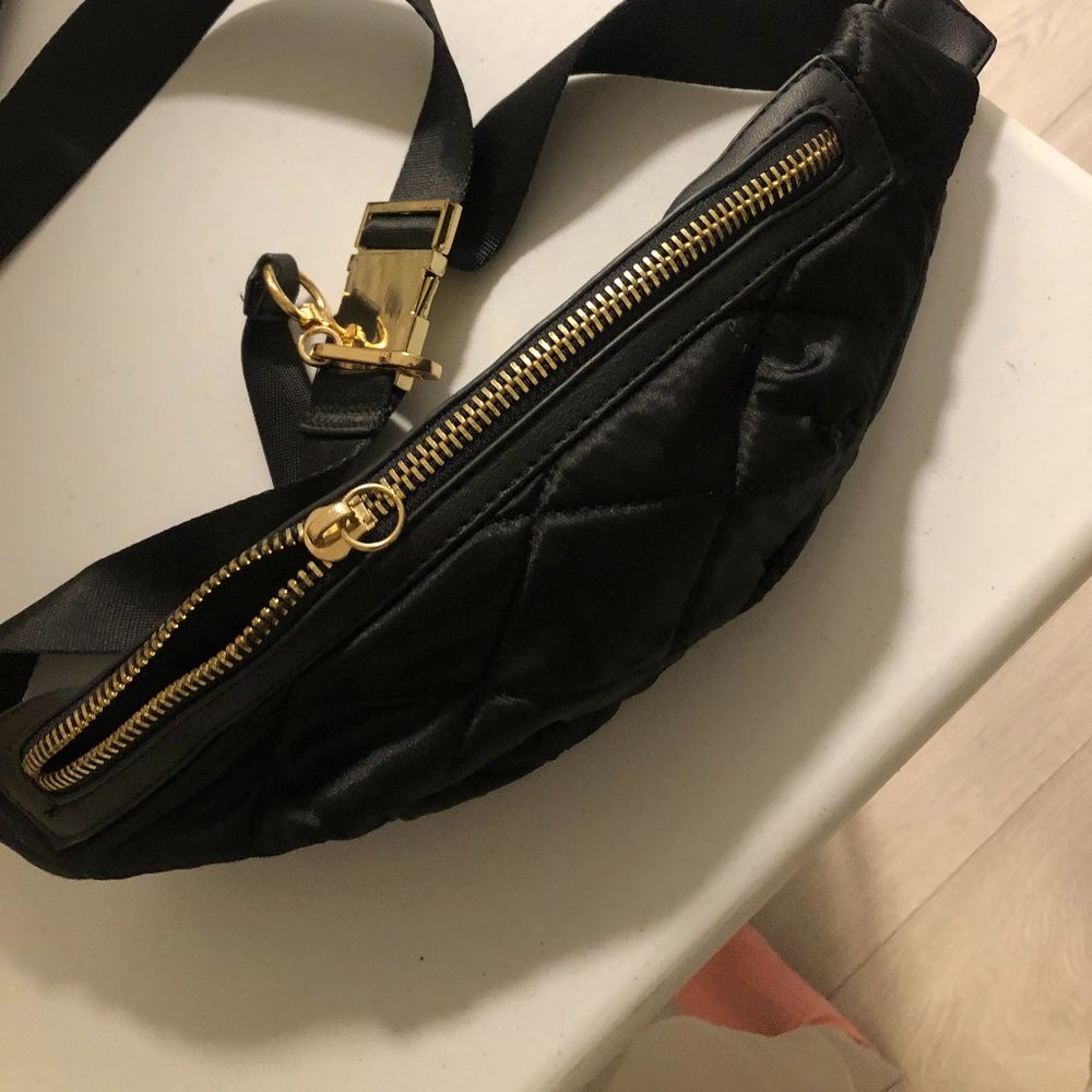 FANNY PACK